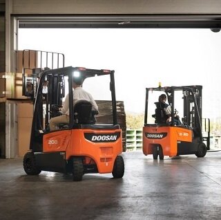 Corso Online per Rinnovo e Aggiornamento Patentino Carrello Elevatore Col Corso Online ottieni il Rinnovo e Aggiornamento del Patentino per Carrello Elevatore in modo rapido
